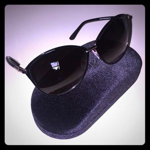 Brand NEW Tom Ford Penelope Cat Eye Sunglasses